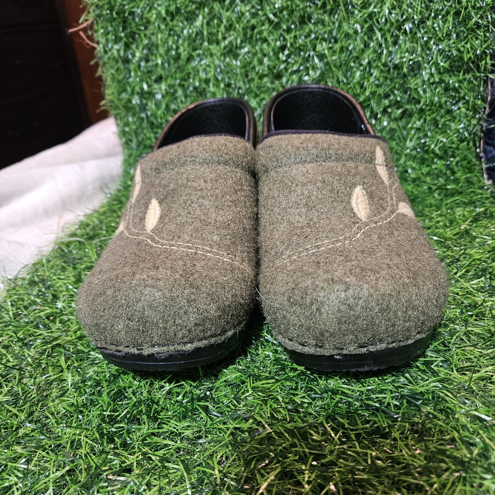 Dansko Olive Green Wool Slip-On Mules with Leaf Stitching - Picture 7 of 13